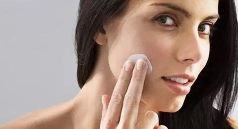 警惕！這些是“毀臉”的節(jié)奏，千萬(wàn)別在臉上干這些傻事！