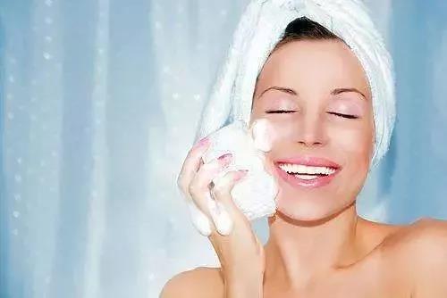 洗面奶都選不對，你這臉白洗了！