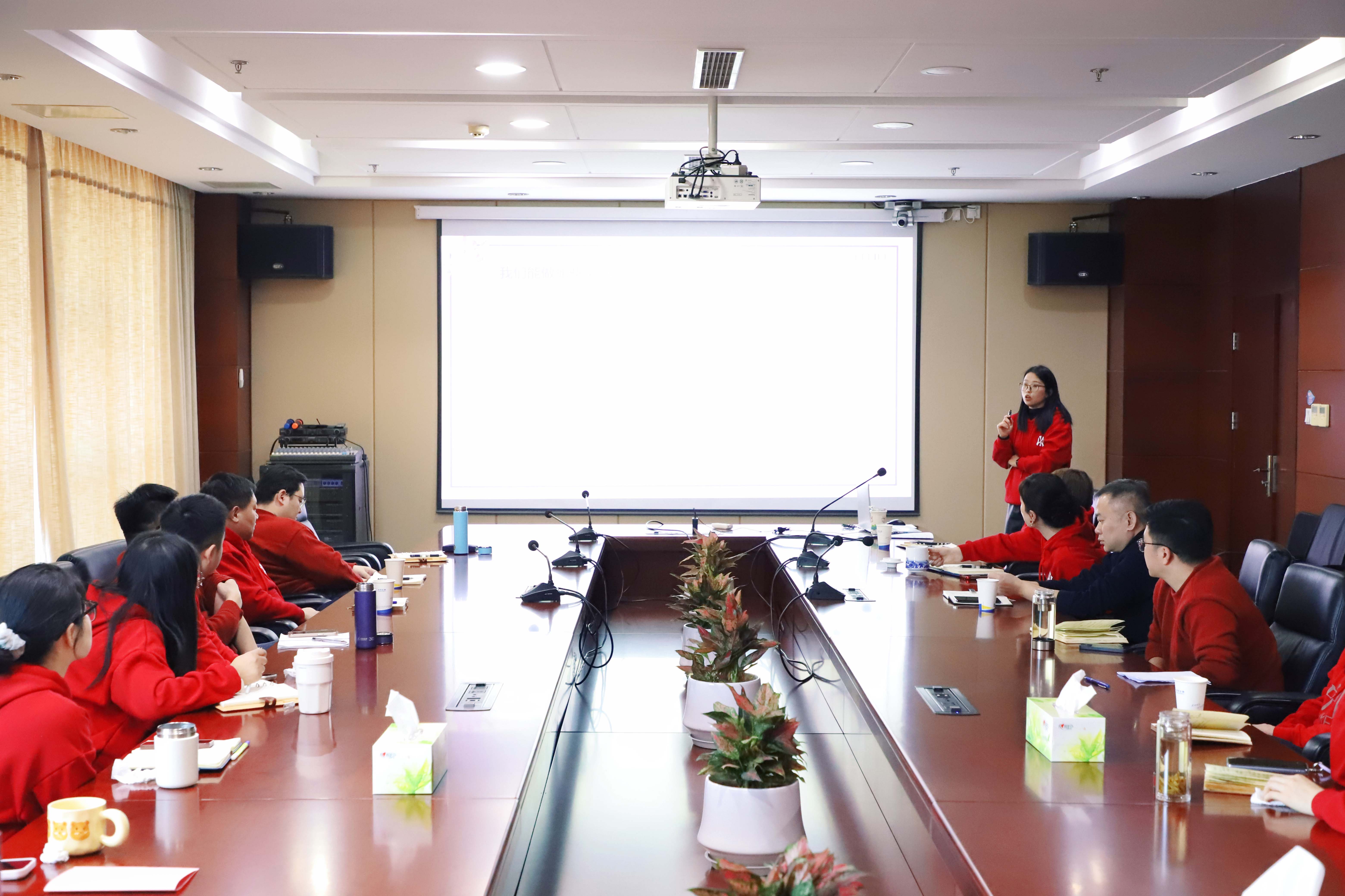 同心致遠(yuǎn)，共贏未來(lái)丨鑫華坤2024年度總結(jié)大會(huì)圓滿結(jié)束！